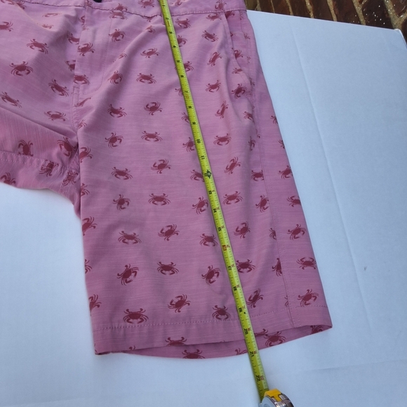 Atlantis Pink Crab Patterned Men's Shorts 38 - Picture 6 of 8
